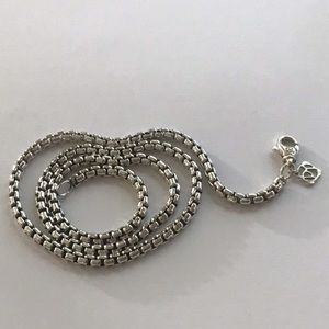 💯 David Yurman 3.6mmBox chain necklace excellent condition 18”long